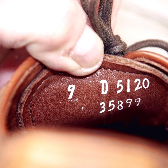 Allen Edmonds DUGGAN PLAZA Oxford 9 D Walnut * add $15 new Cedar Trees